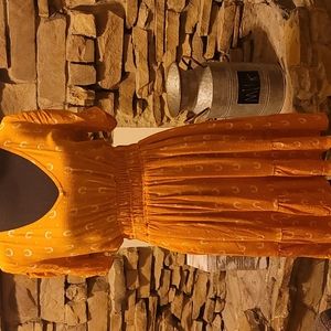 Golden orange 🧡 rodeo dress Size M cinched waist